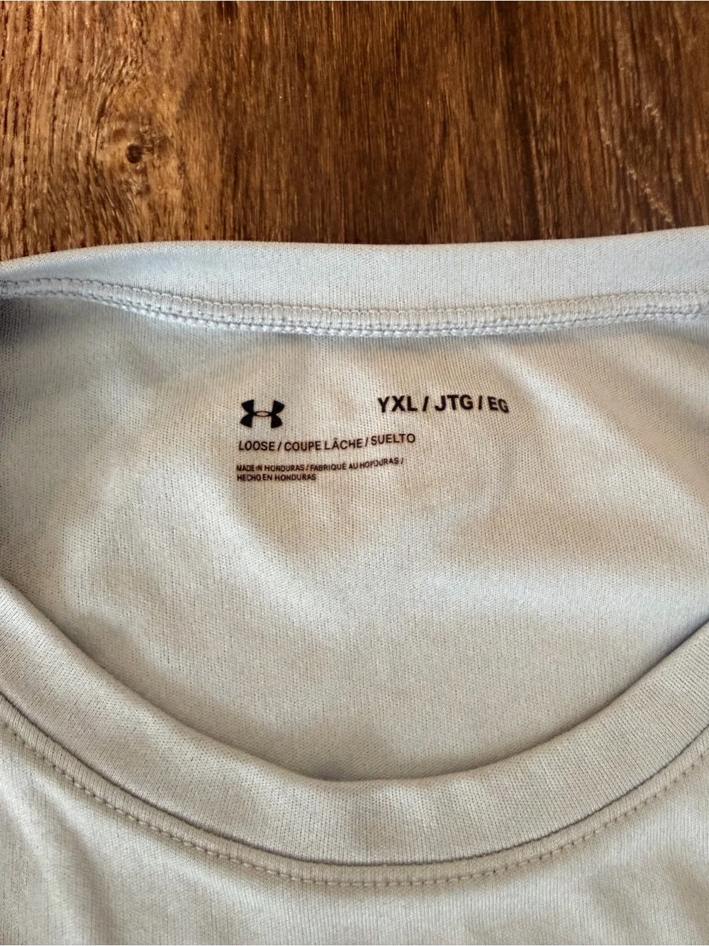 Under Armour Boys Bundle of 3, Tees and Shorts, Like New Condition